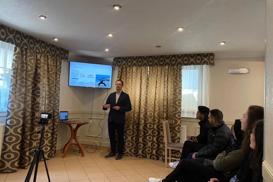 Nauczyciel Roku z wykładami na Limanowszczyźnie - zdjęcie 4