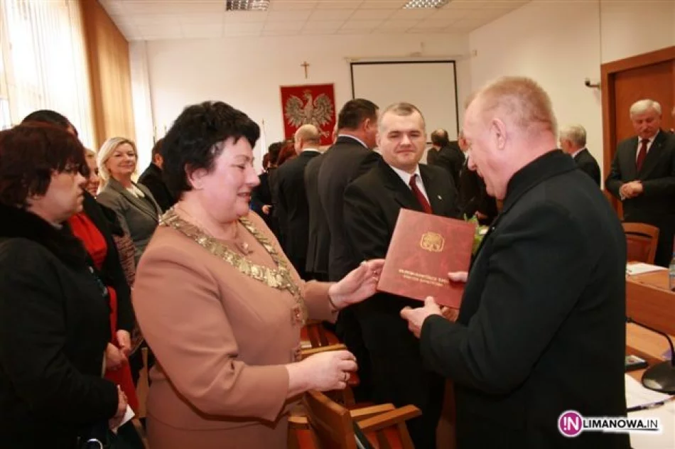 Wręczono gratulacje - zdjęcie 4