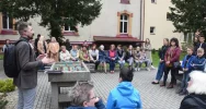 Dawny areszt - szkolną szatnią, na boisku był spacerniak - zdjęcie 3