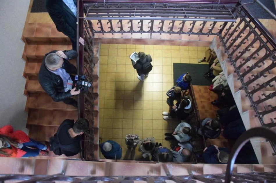 Dawny areszt - szkolną szatnią, na boisku był spacerniak - zdjęcie 8