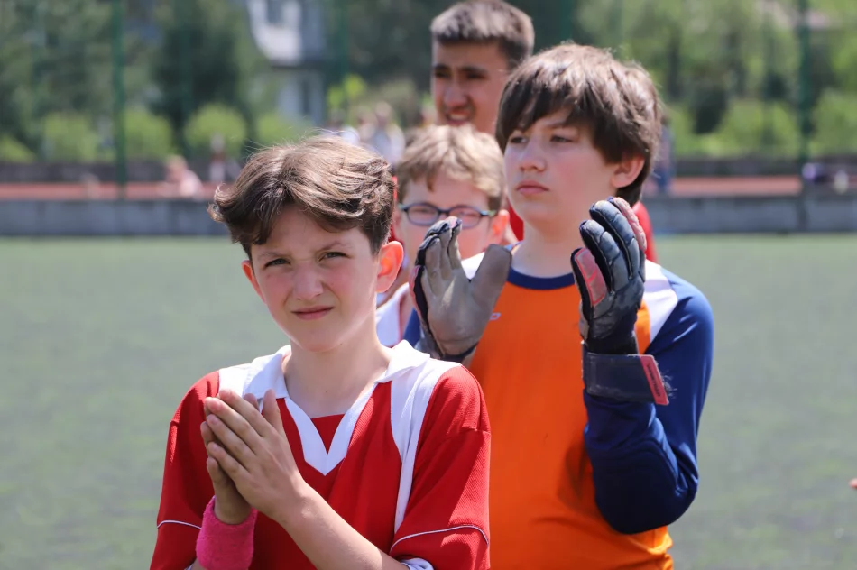 Chłopcy z Wysokiego Mistrzami Gminy Limanowa w piłce nożnej dzieci - zdjęcie 12