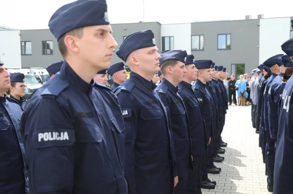 Małopolska: 51 nowych policjantów, ani jeden dla Limanowej - zdjęcie 3