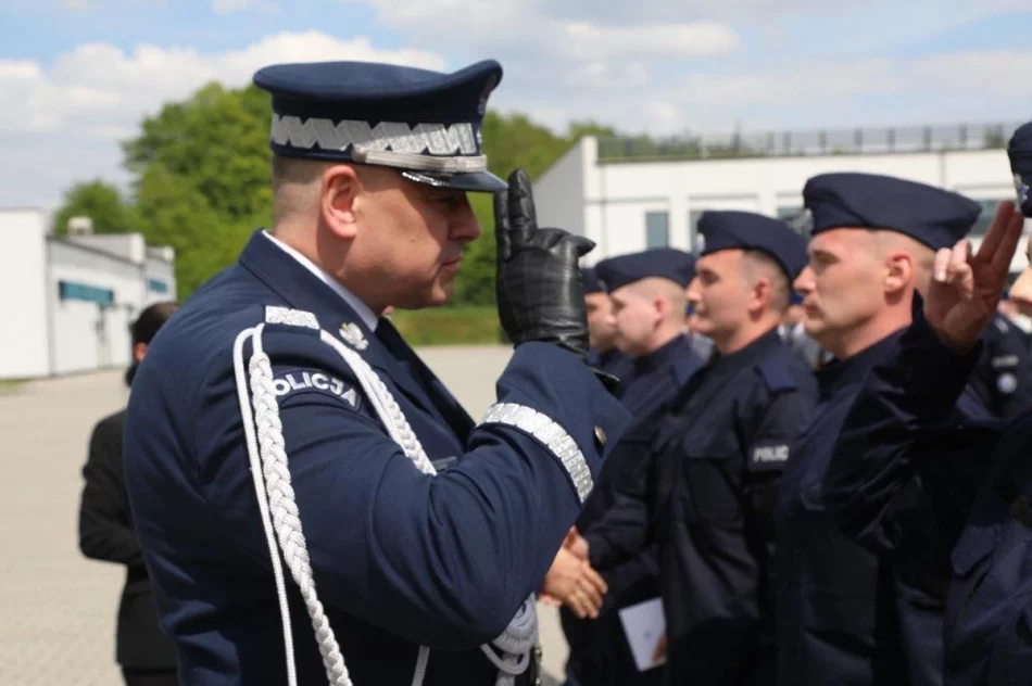 Małopolska: 51 nowych policjantów, ani jeden dla Limanowej - zdjęcie 15