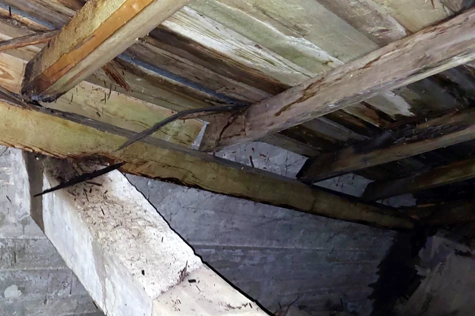 Remont dachu “konieczny i naglący” - zdjęcie 2