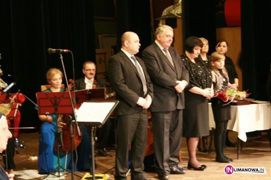 Wręczono odznaczenia miejskie - zdjęcie 3