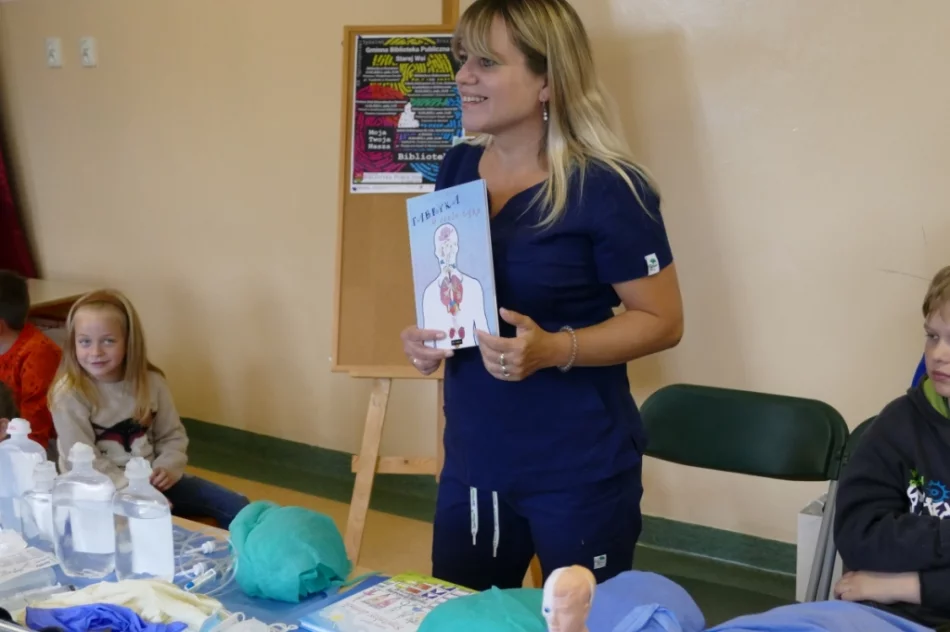 Spotkanie z autorką i położną - zdjęcie 2