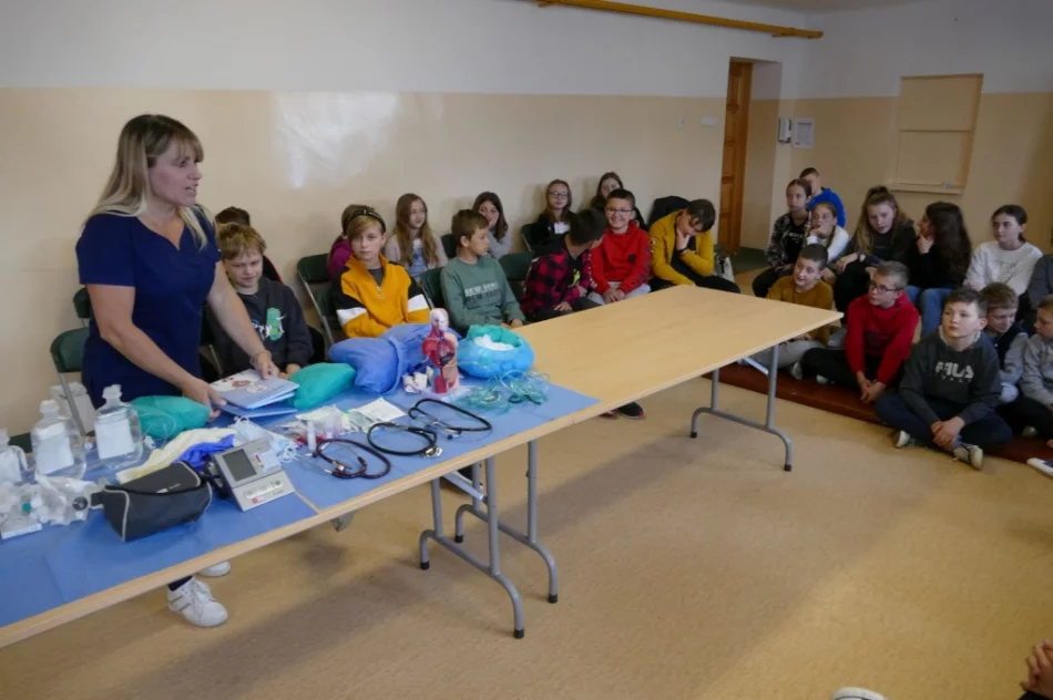 Spotkanie z autorką i położną - zdjęcie 6