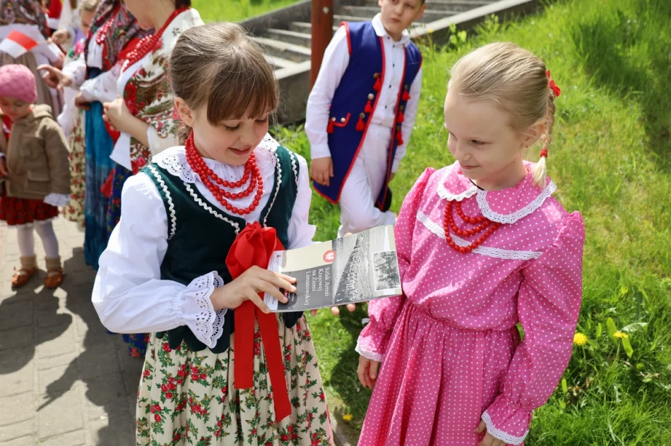 "Śladami Bohaterów" -Projekt Czerwonych Korali z Pisarzowej - zdjęcie 16