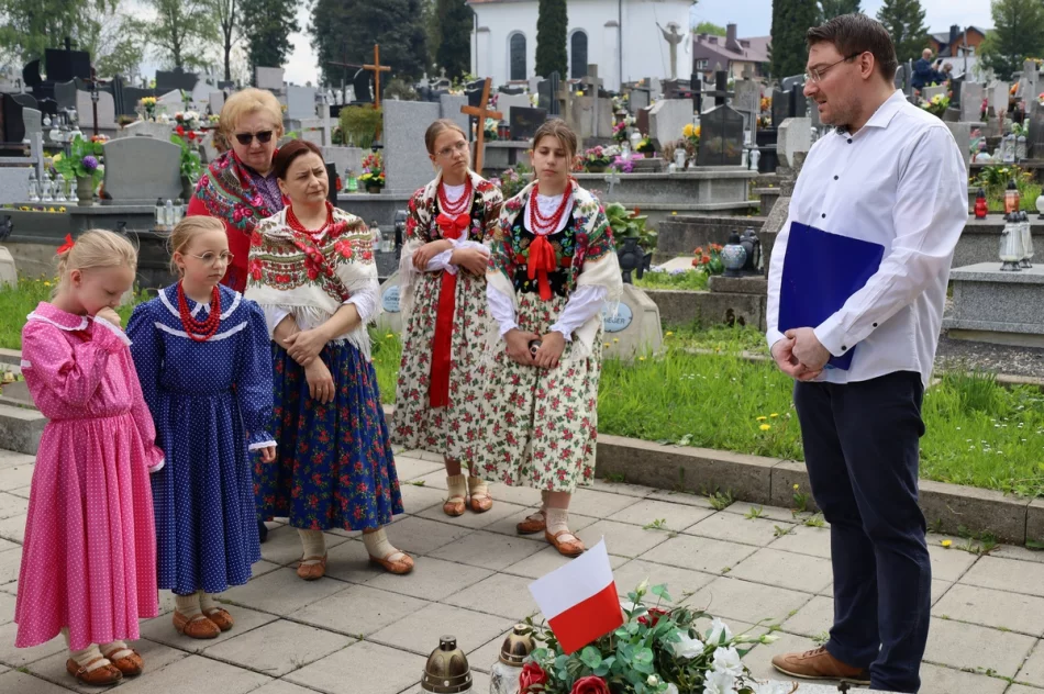 "Śladami Bohaterów" -Projekt Czerwonych Korali z Pisarzowej - zdjęcie 17