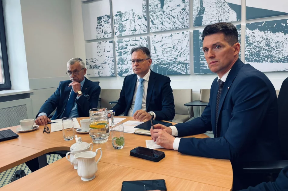 Politycy rozmawiali o budowie ważnej drogi - zdjęcie 3