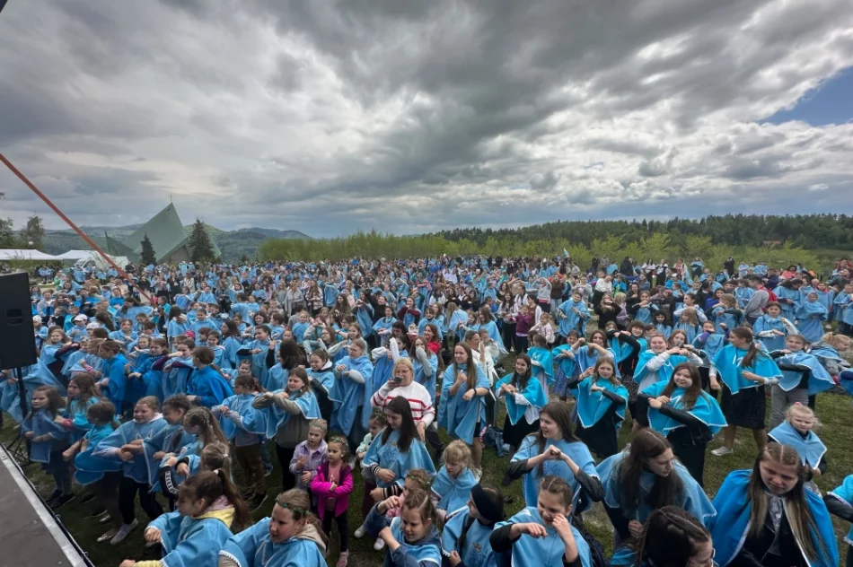 Ponad 2 tys. uczestniczek diecezjalnej pielgrzymki - zdjęcie 7