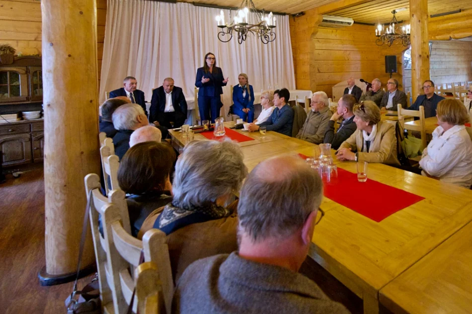 Spotkanie sympatyków PO: “to republika pisowska” - zdjęcie 9