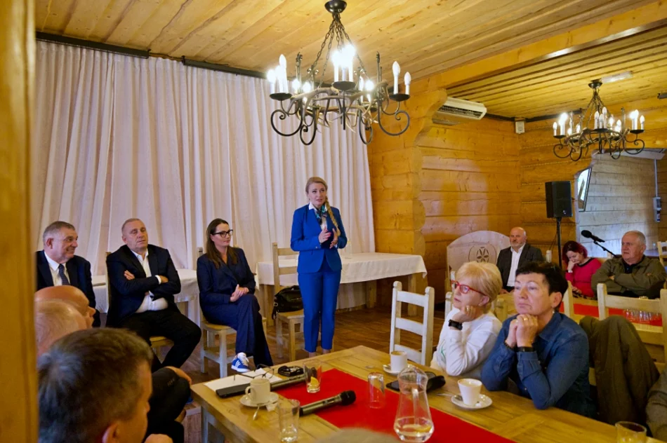 Spotkanie sympatyków PO: “to republika pisowska” - zdjęcie 10