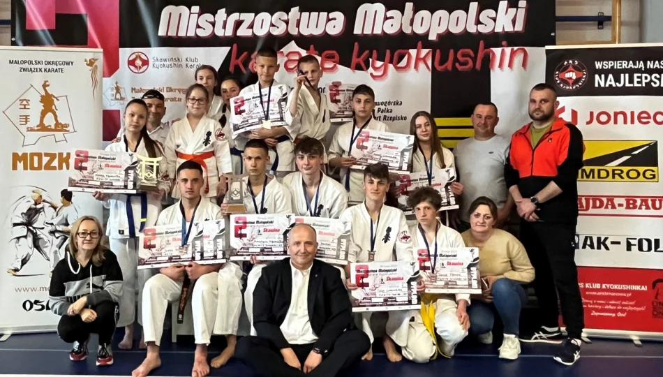 11 medali limanowskich karateków na Mistrzostwach Małopolski Karate Kyokushin - zdjęcie 1