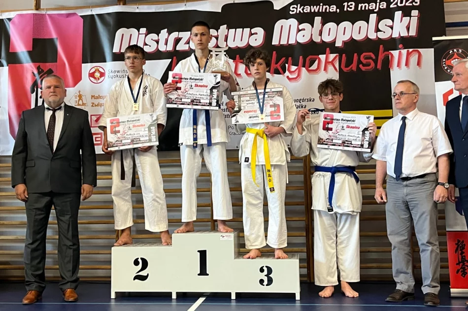 11 medali limanowskich karateków na Mistrzostwach Małopolski Karate Kyokushin - zdjęcie 6