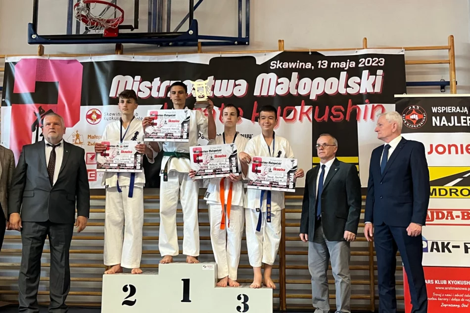 11 medali limanowskich karateków na Mistrzostwach Małopolski Karate Kyokushin - zdjęcie 10