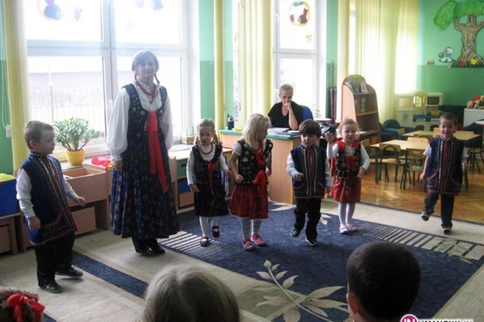 Przedszkolaki poznają kulturę regionu - zdjęcie 4