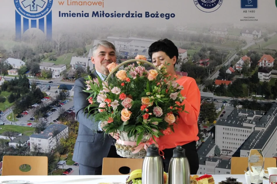 Życzenia i wyróżnienia dla limanowskich pielęgniarek i położnych - zdjęcie 6