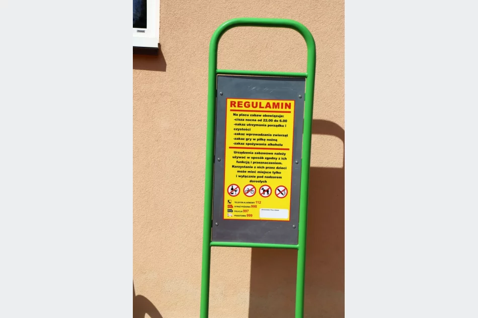  Odebrano nowy plac zabaw - zdjęcie 4