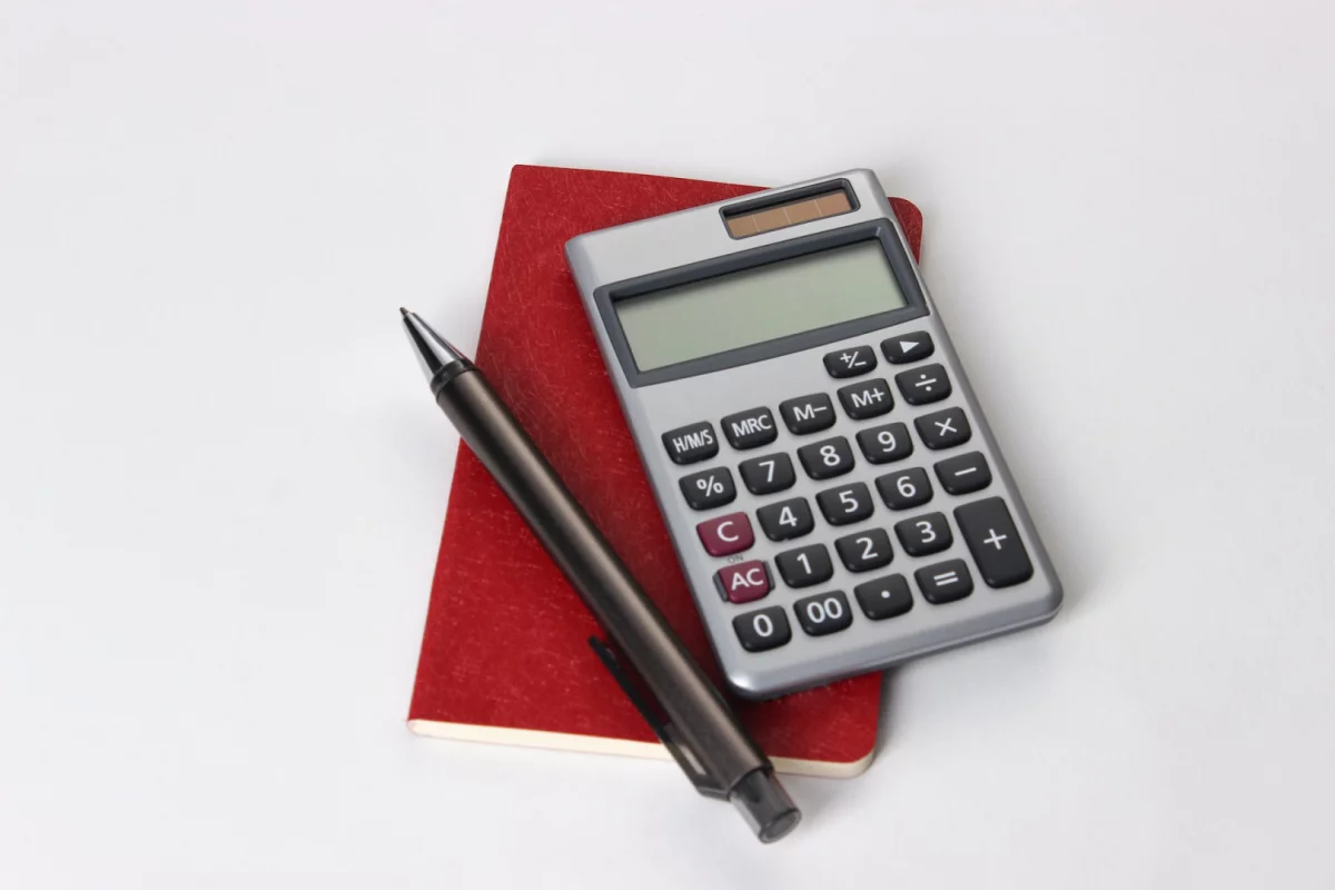 Jak skorzystać z kalkulatora raty kredytu i obliczyć koszty kredytu gotówkowego?