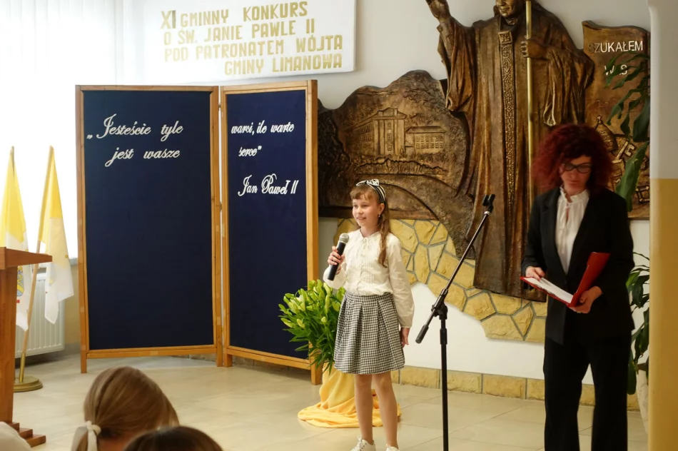 XI Gminny Konkurs o Janie Pawle II „Szukałem Was – idziemy za Tobą” - zdjęcie 12