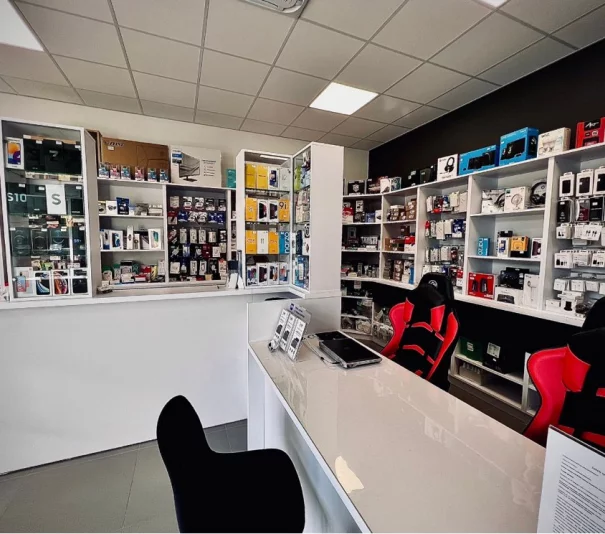 Smartfony Apple Samsung Realme Xiaomi Vivo | DWGSM | Rynek 23 | RATY - Zdjęcie główne