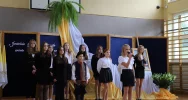 Święto szkoły w Męcinie poświęcone patronowi Janowi Pawłowi II - zdjęcie 3