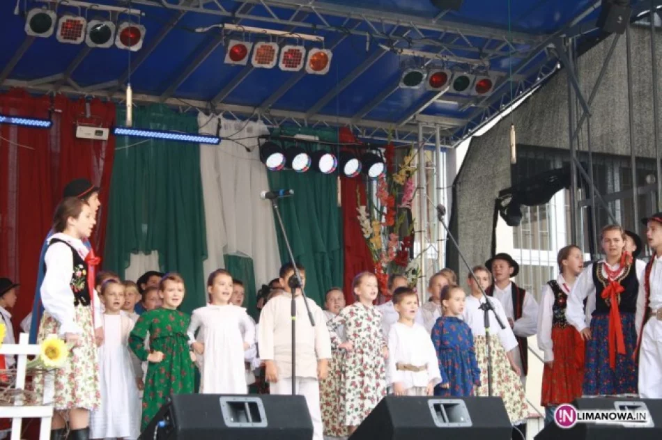 Zespoły Regionalne Beskidu Wyspowego wystąpiły w Słopnicach - zdjęcie 3