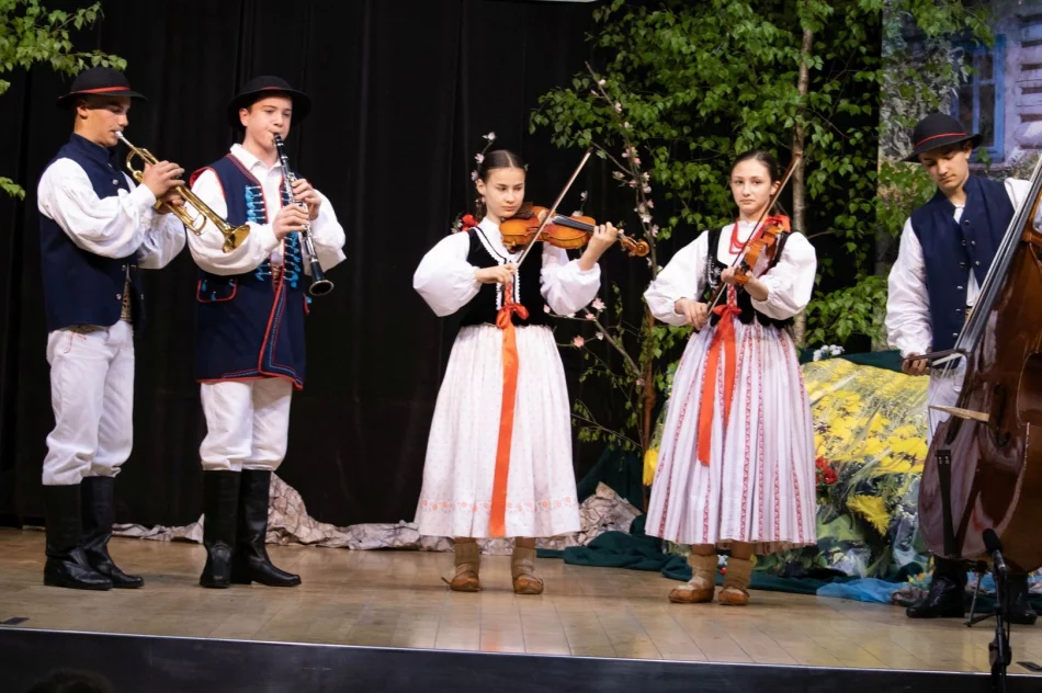 Przegląd DRUZBACKA zakończył się sukcesem Magdaleny Dudek z Makowicy. - zdjęcie 6