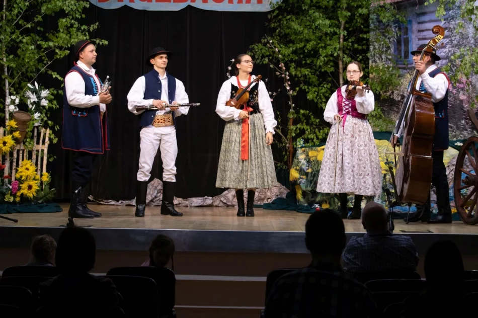 Przegląd DRUZBACKA zakończył się sukcesem Magdaleny Dudek z Makowicy. - zdjęcie 12