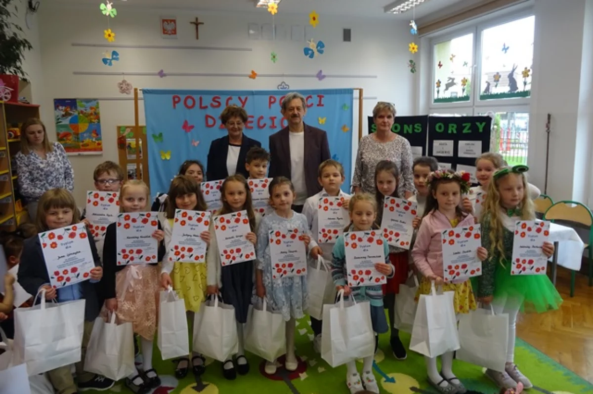 Przedszkolaki z ZSP nr 4 wzięły udział w konkursie „Polscy poeci dzieciom”