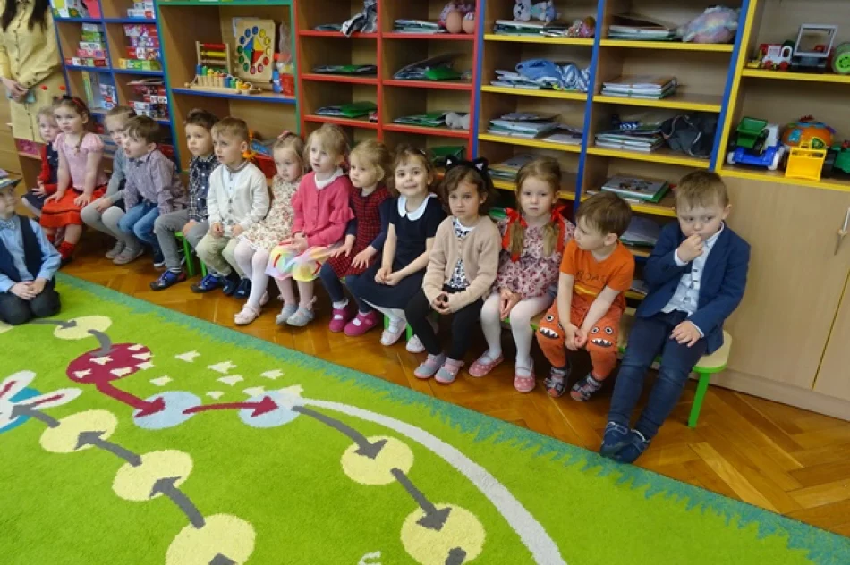 Przedszkolaki z ZSP nr 4 wzięły udział w konkursie „Polscy poeci dzieciom” - zdjęcie 5