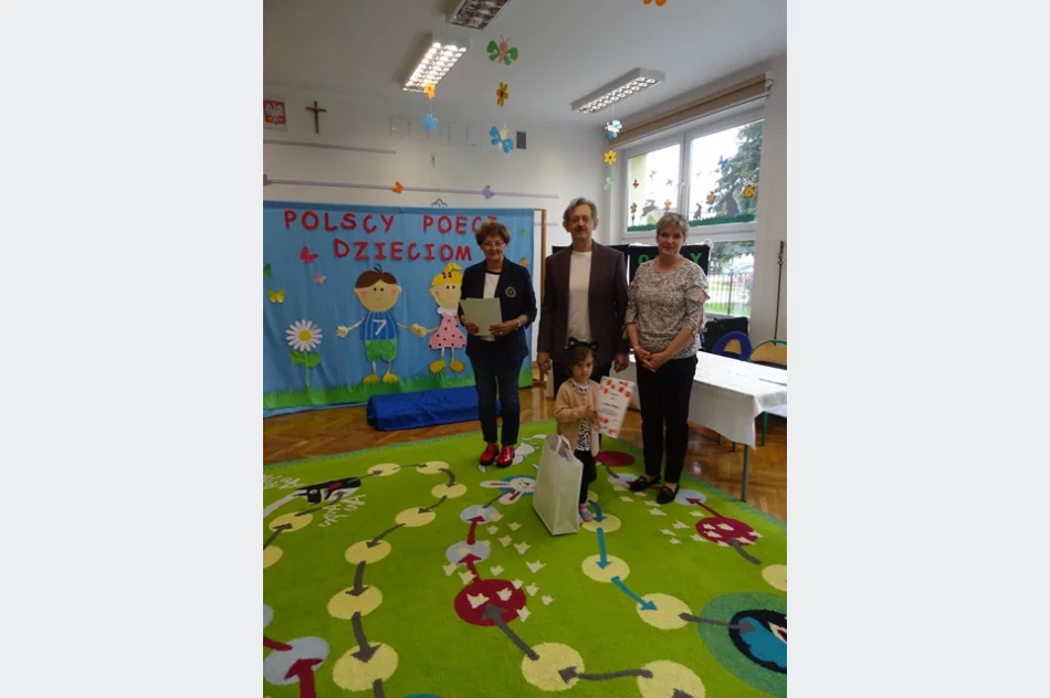 Przedszkolaki z ZSP nr 4 wzięły udział w konkursie „Polscy poeci dzieciom” - zdjęcie 7