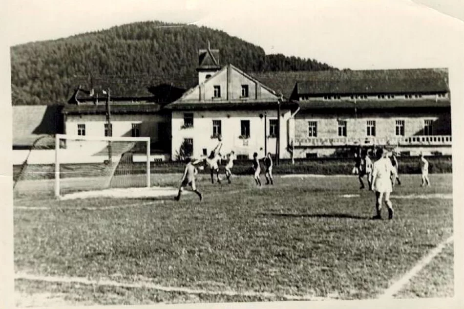 Lata historii klubu zawarte w książce - zdjęcie 4