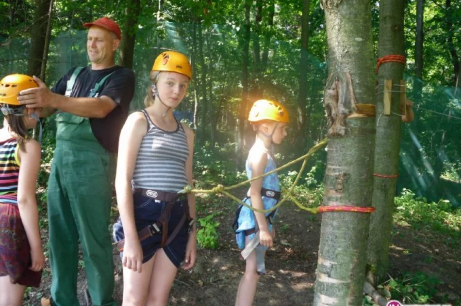 Wakacyjne atrakcje dla czytelników biblioteki w Męcinie - zdjęcie 2