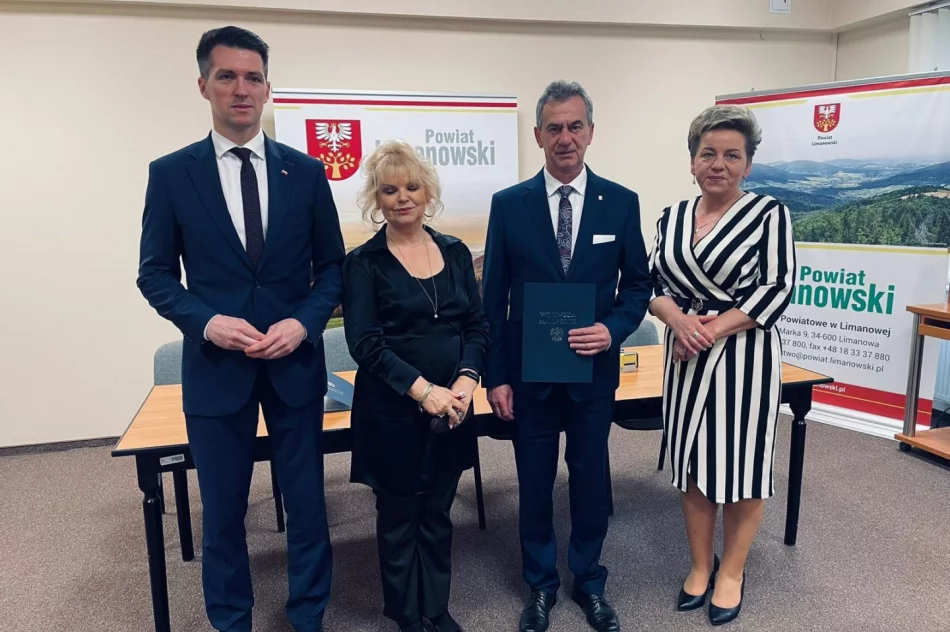 Umowy na dofinansowanie dwóch inwestycji - zdjęcie 2