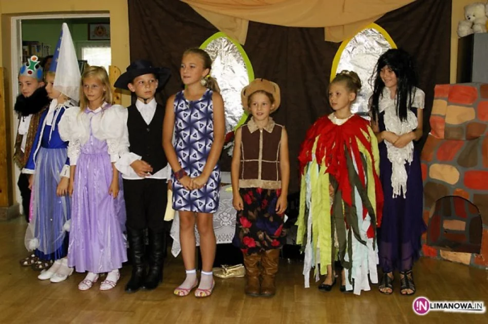 „Kopciuszek” w Bibliotece w Pisarzowej - zdjęcie 4