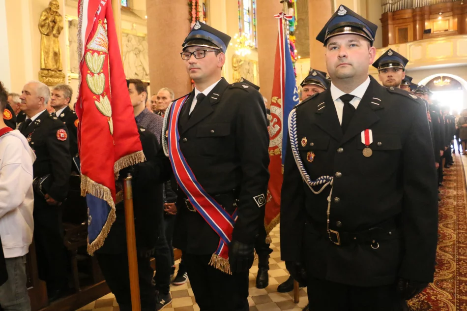 Obchody Dnia Strażaka z miejskimi odznaczeniami - zdjęcie 12