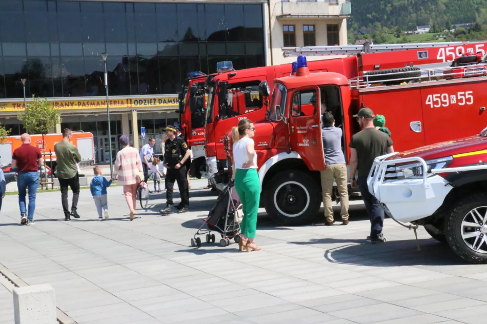 Obchody Dnia Strażaka z miejskimi odznaczeniami - zdjęcie 13