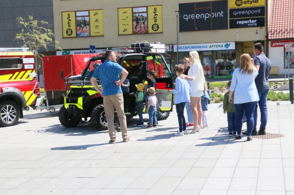 Obchody Dnia Strażaka z miejskimi odznaczeniami - zdjęcie 16