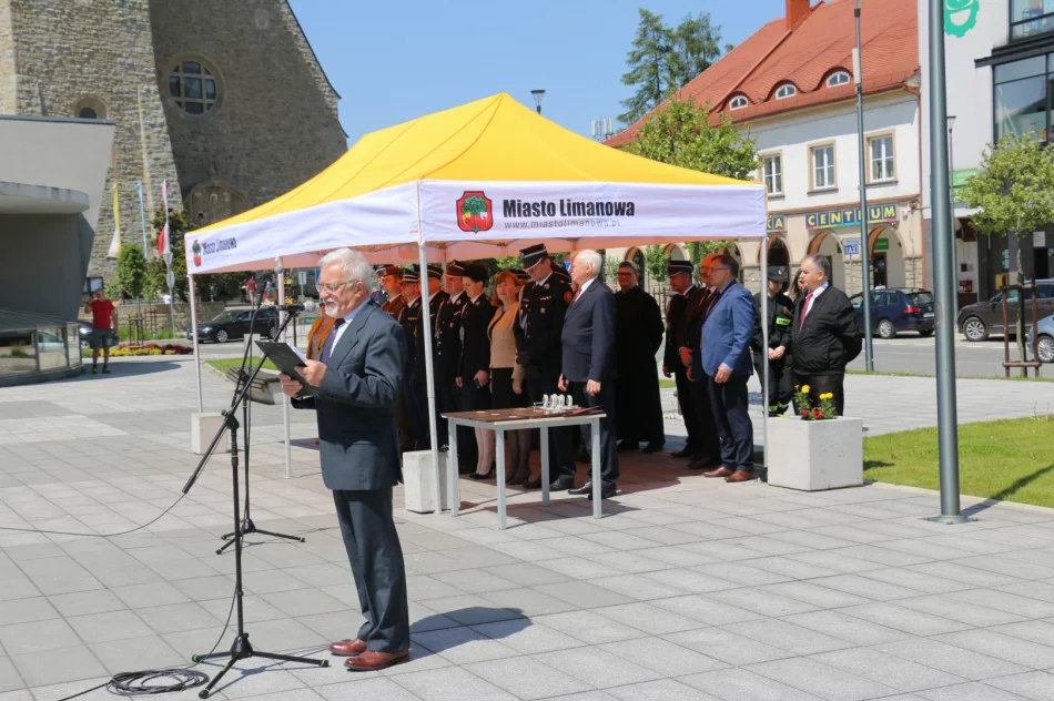 Obchody Dnia Strażaka z miejskimi odznaczeniami - zdjęcie 17