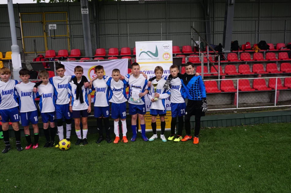 Mistrzostwa powiatu w piłkarskich „6” - zdjęcie 2