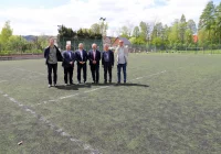 Przekazano teren budowy pod modernizację kompleksów Orlik w miejscowości Męcina i Pisarzowa. - zdjęcie główne