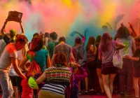 Holi zawita w ten weekend do Limanowej - zdjęcie główne