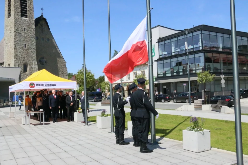 Obchody Dnia Strażaka z miejskimi odznaczeniami - zdjęcie 2