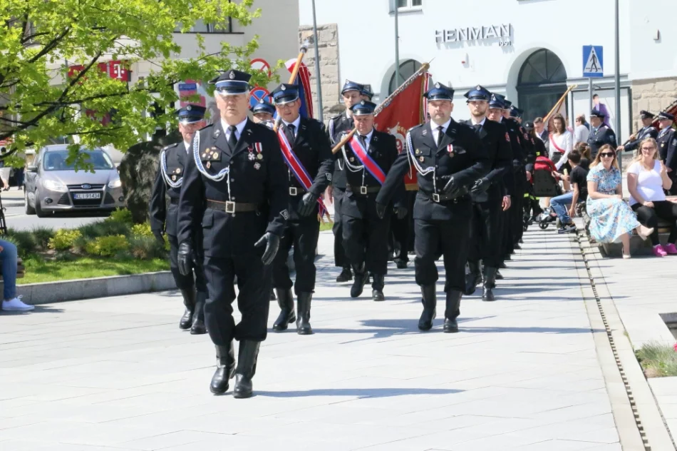 Obchody Dnia Strażaka z miejskimi odznaczeniami - zdjęcie 10