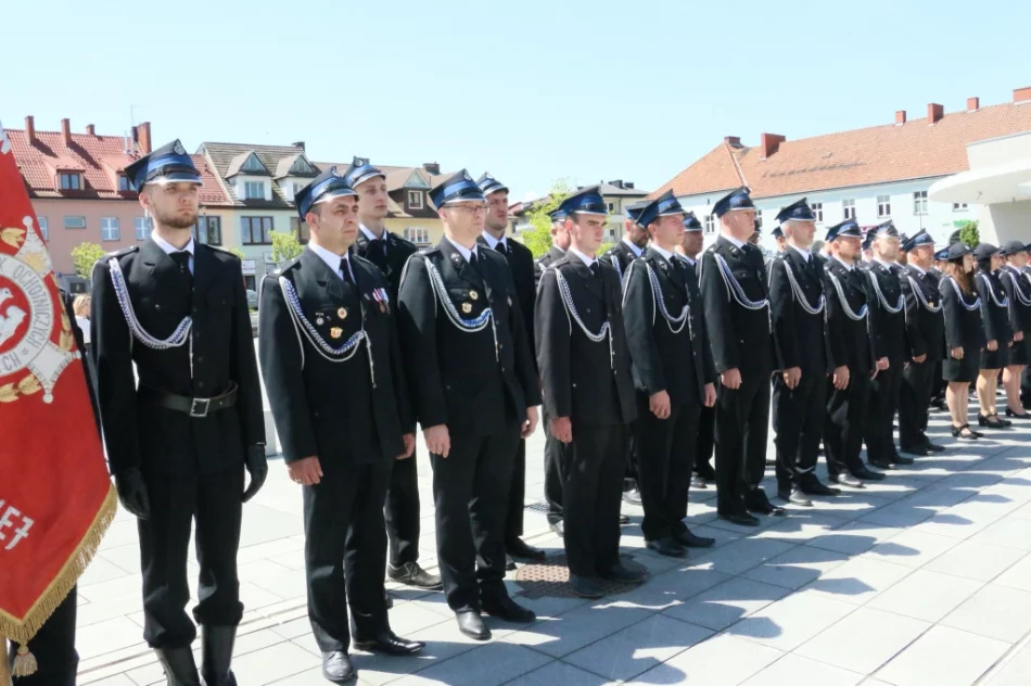 Obchody Dnia Strażaka z miejskimi odznaczeniami - zdjęcie 12