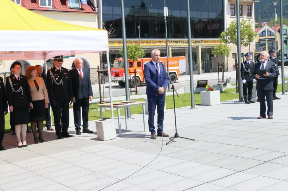 Obchody Dnia Strażaka z miejskimi odznaczeniami - zdjęcie 18