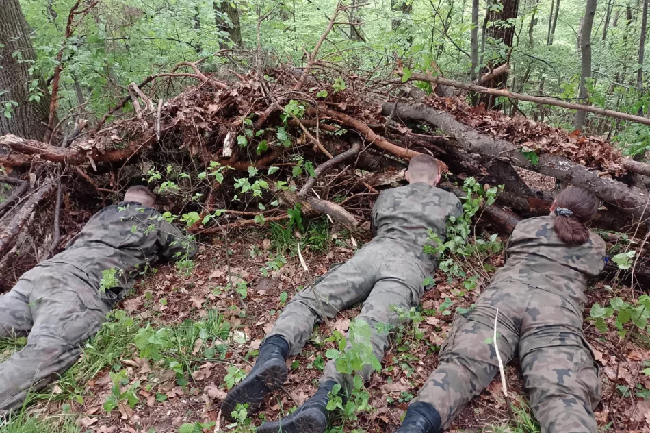 Terenowe zajęcia “Strzelców” - zdjęcie 2