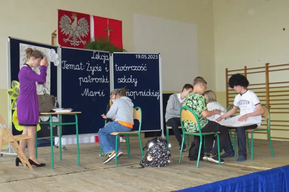 W Zespole Szkolno-Przedszkolnym Nr 1 odbyło się Święto Patronki szkoły - zdjęcie 10